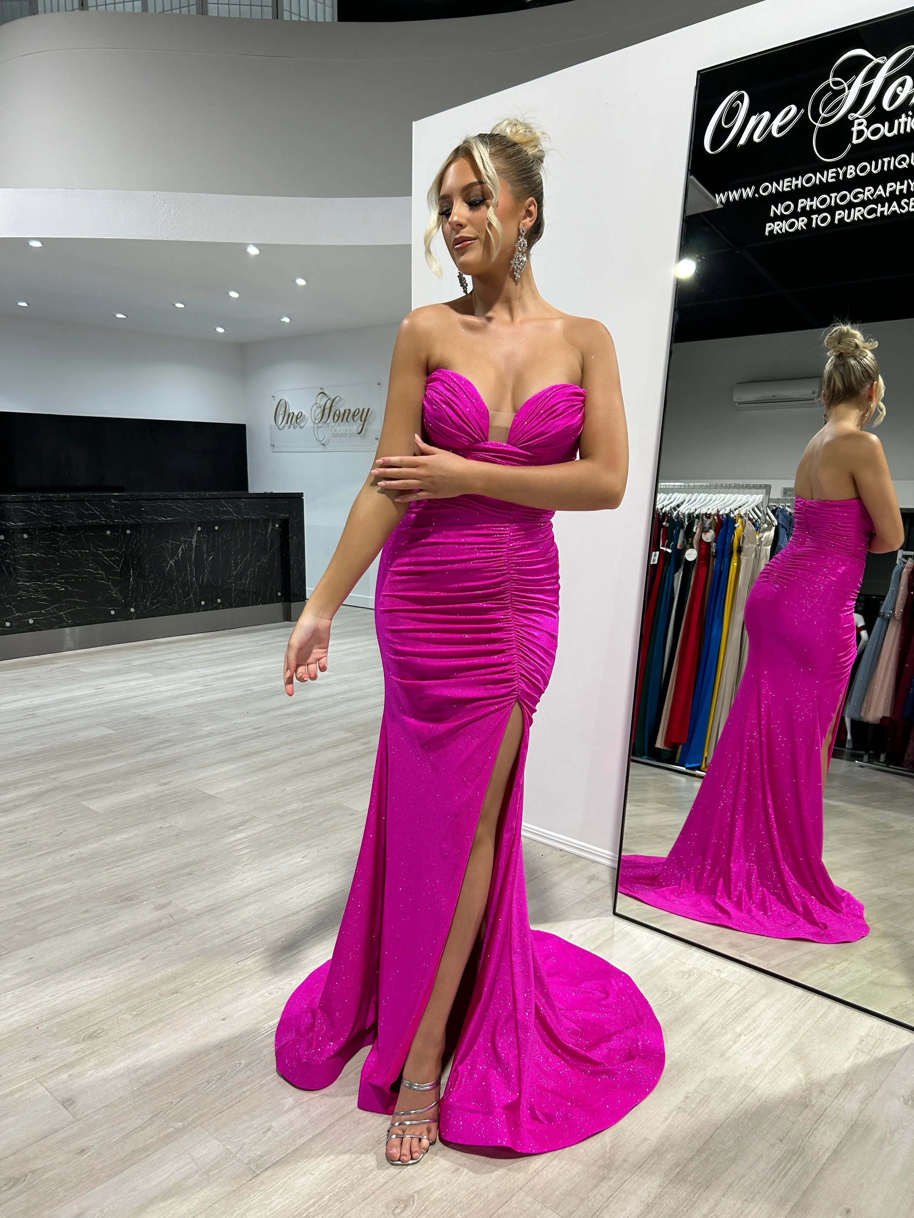 JESIKA Glitter Strapless Mermaid Dress with Gloves