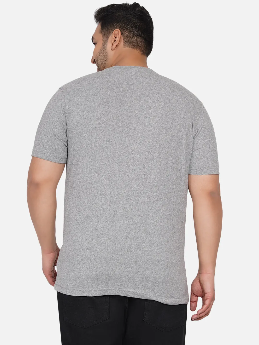 Kitaro - Men Light GreyPlus Size Regular Fit V-Neck Printed Casual T-Shirt